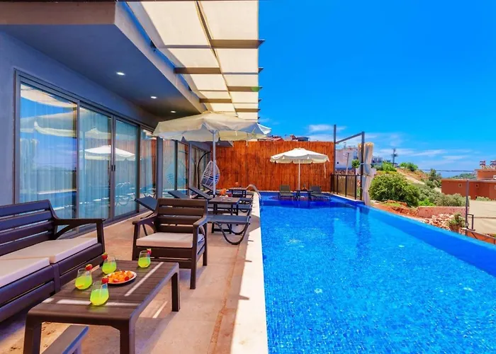 Vila Luxury 5 Bedroom With Private Pool And Jacuzzi Kalkan
