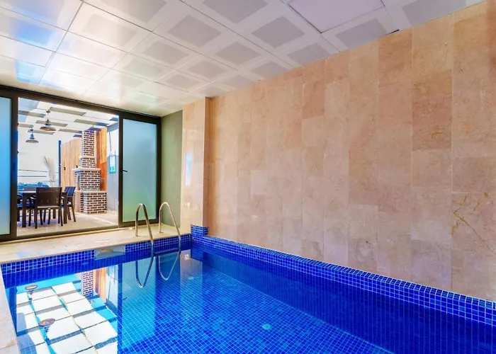 Vila Luxury 5 Bedroom With Private Pool And Jacuzzi *