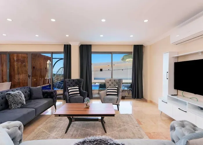 Vila Luxury 5 Bedroom With Private Pool And Jacuzzi Kalkan