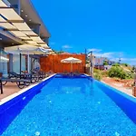 Luxury 5 Bedroom With Private Pool And Jacuzzi Kalkan
