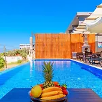Villa Luxury 5 Bedroom With Private Pool And Jacuzzi Kalkan