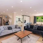 Luxury 5 Bedroom With Private Pool And Jacuzzi * Kalkan