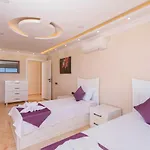 Villa Luxury 5 Bedroom With Private Pool And Jacuzzi Kalkan