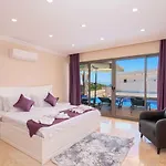 Luxury 5 Bedroom With Private Pool And Jacuzzi Kalkan