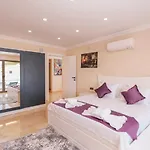 Villa Luxury 5 Bedroom With Private Pool And Jacuzzi Kalkan