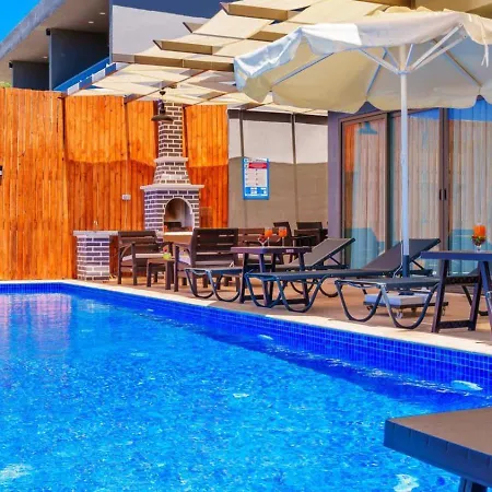 Luxury 5 Bedroom With Private Pool And Jacuzzi Kalkan