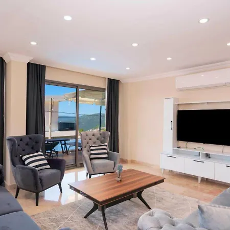 וילה Luxury 5 Bedroom With Private Pool And Jacuzzi קלקן