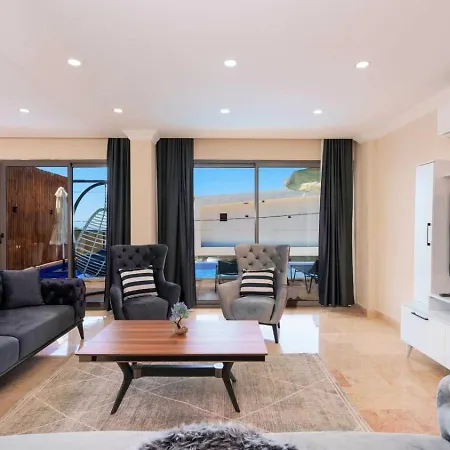 וילה Luxury 5 Bedroom With Private Pool And Jacuzzi קלקן