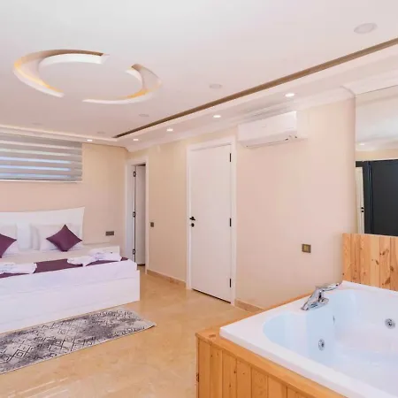 Luxury 5 Bedroom With Private Pool And Jacuzzi Villa *