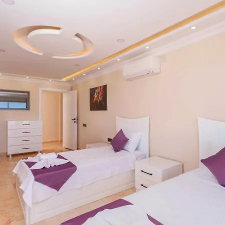 וילה Luxury 5 Bedroom With Private Pool And Jacuzzi קלקן