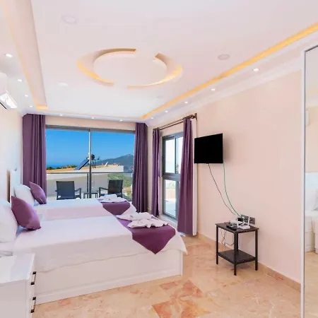 Luxury 5 Bedroom With Private Pool And Jacuzzi