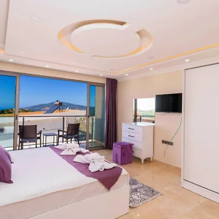 Luxury 5 Bedroom With Private Pool And Jacuzzi Villa *